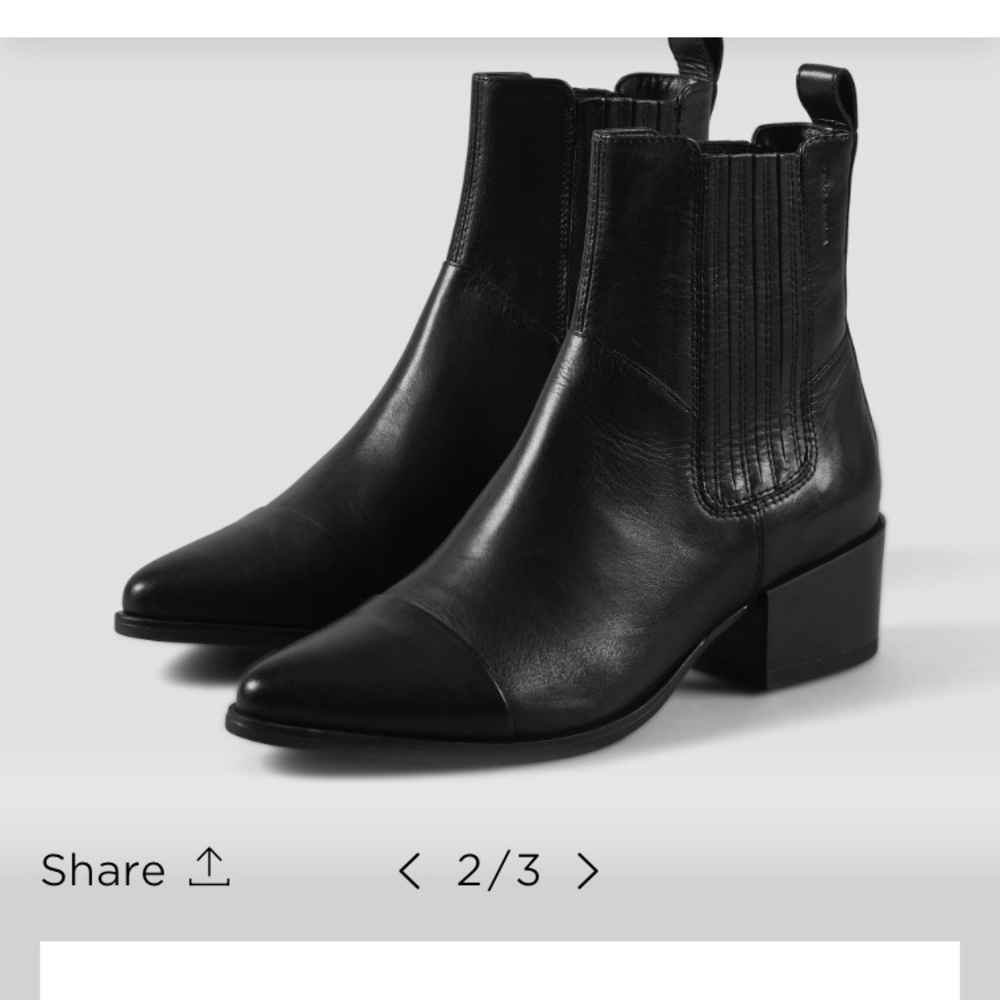 Vagabond Maria Chelsea Boots